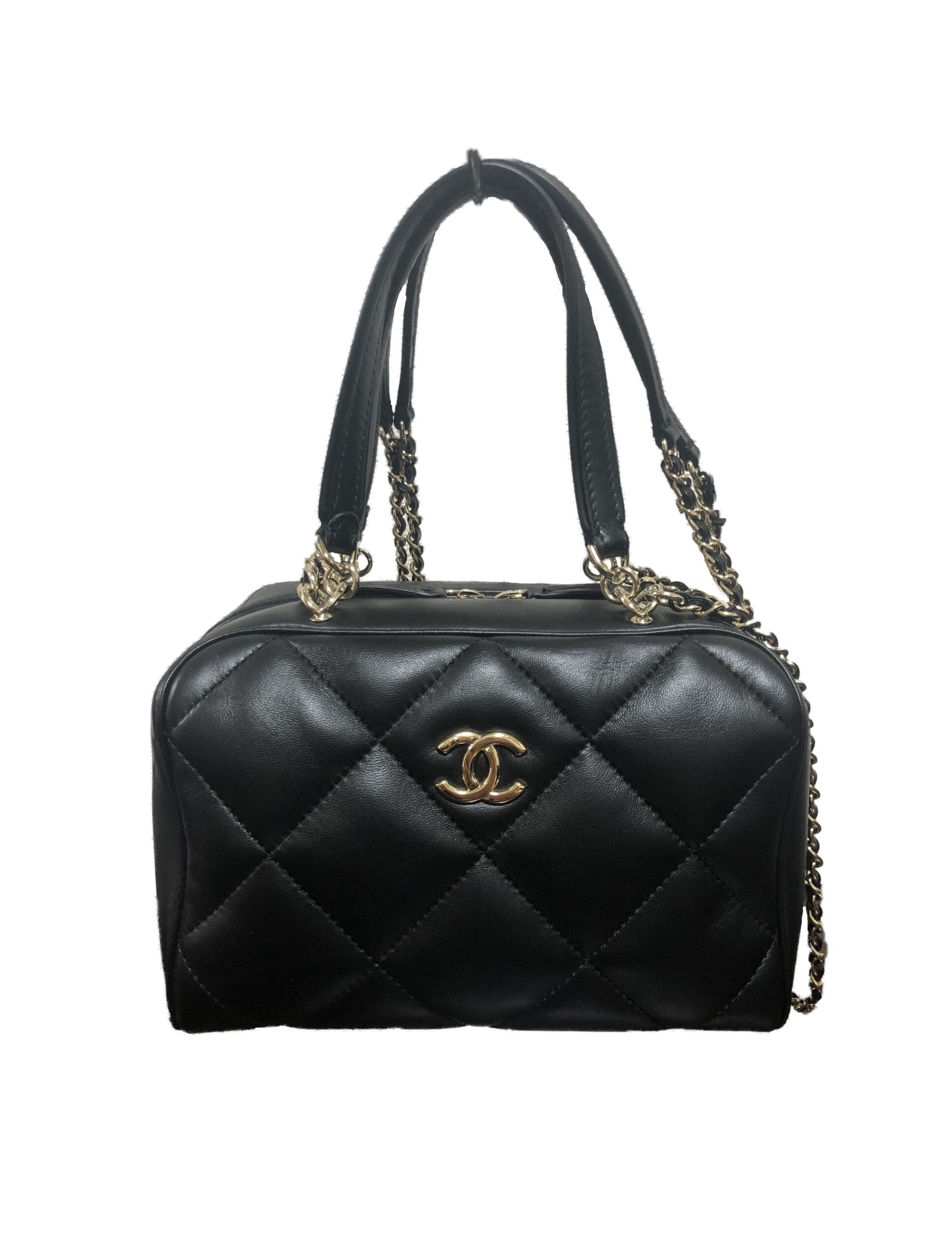 sold-out CHANEL 2WAY チェーンショルダーバッグ - Ur